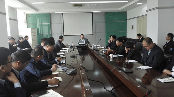 西瑪電機(jī)凝聚力量，統(tǒng)一思想，堅(jiān)定信念，振奮精神。