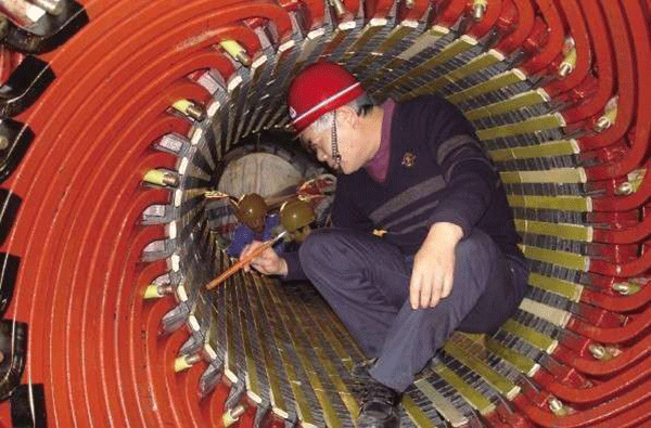 電機維修中錯誤的操作帶來的危害性——西安泰富西瑪電機（西安西瑪電機集團(tuán)股份有限公司）官方網(wǎng)站