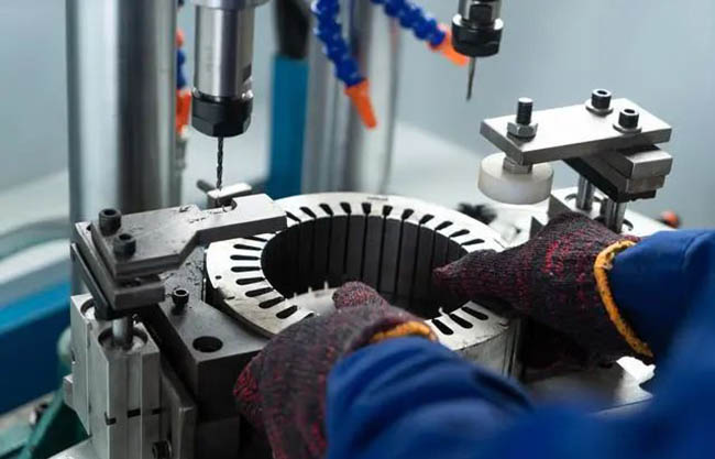 3種減輕電機(jī)重量和提高效率的方法？